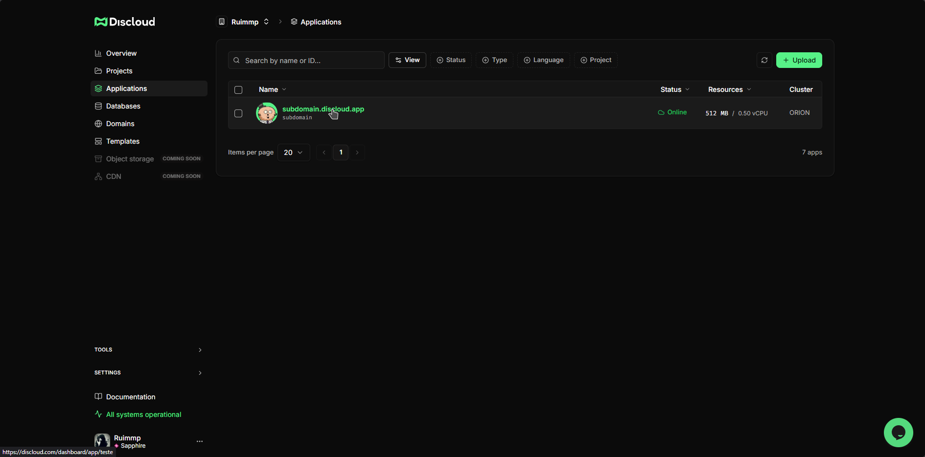 Lista de aplicações mostrando domínio personalizado